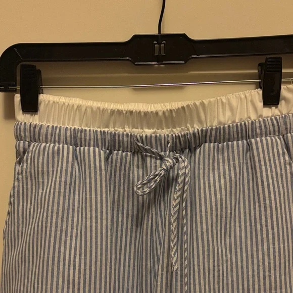SHEIN Striped Wide Leg Pants in Blue and White - Picture 2 of 4